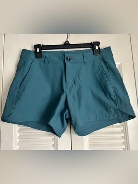 Under Armour Women’s Golf Shorts Teal Blue Size 10 Performance Stretch